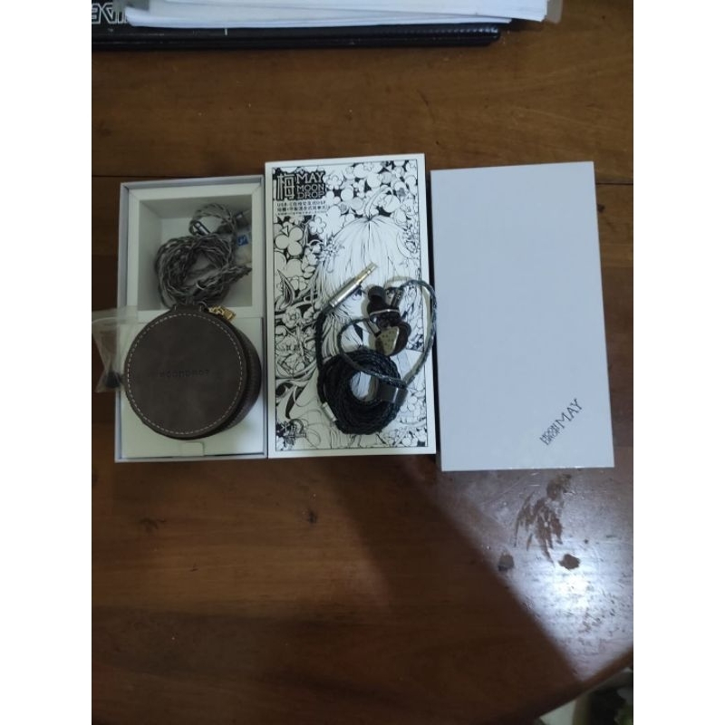 Moondrop may second