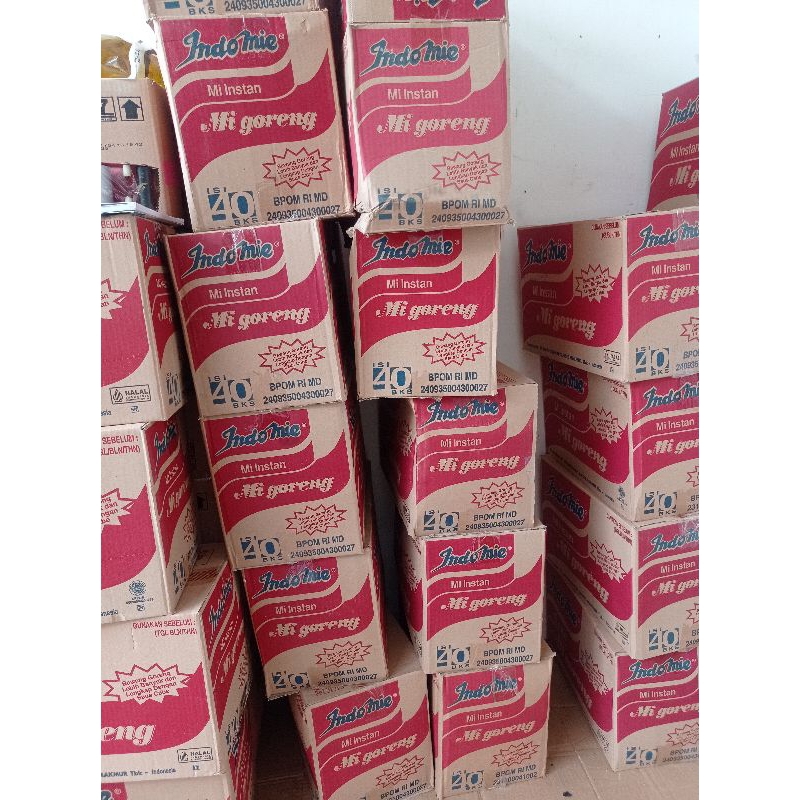 

(LAPO) [PILOK] indomie goreng 5 dus