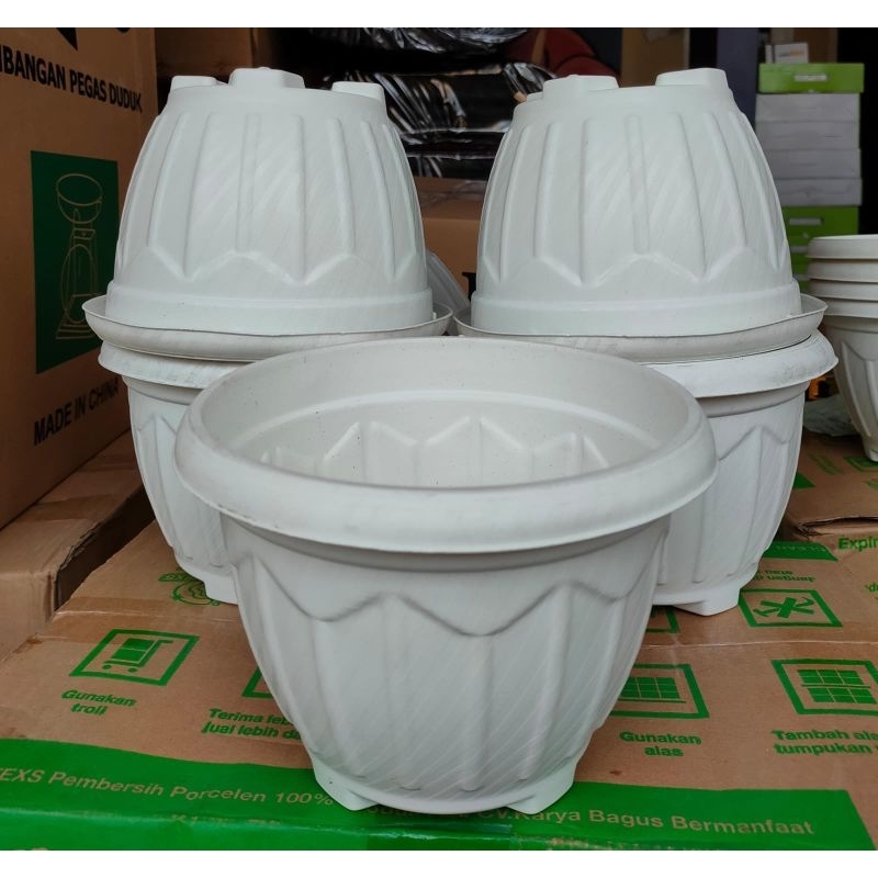 Pot Bunga Plastik Putih/Pot Bunga Plastik Hijau