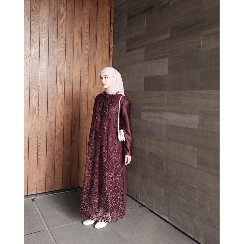 Sewa Aura label / Kina Atelier - Clara Dress In Burgundy