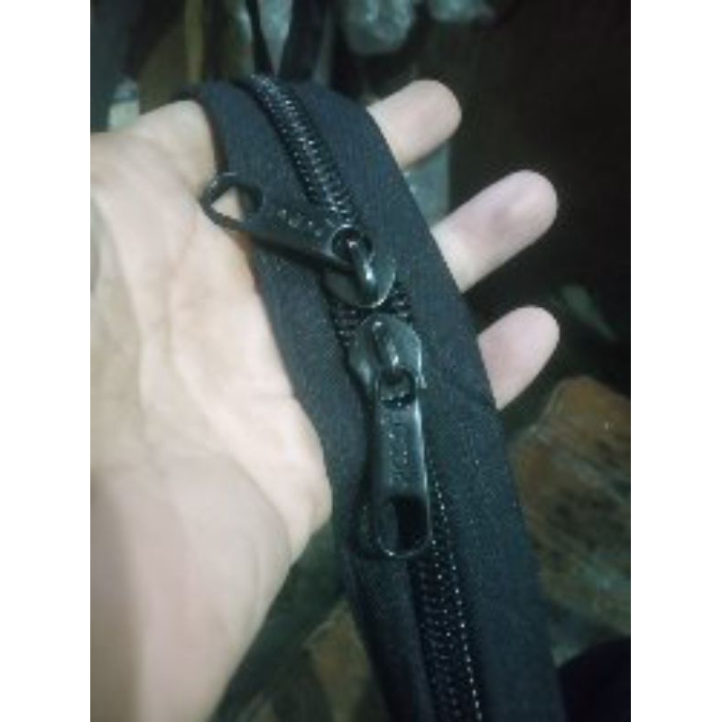 (BUKAN UNTUK JAKET) Paket resleting no.10 daun resleting hitam sebanyak 50 cm, 75 cm, 100 cm, 150 cm