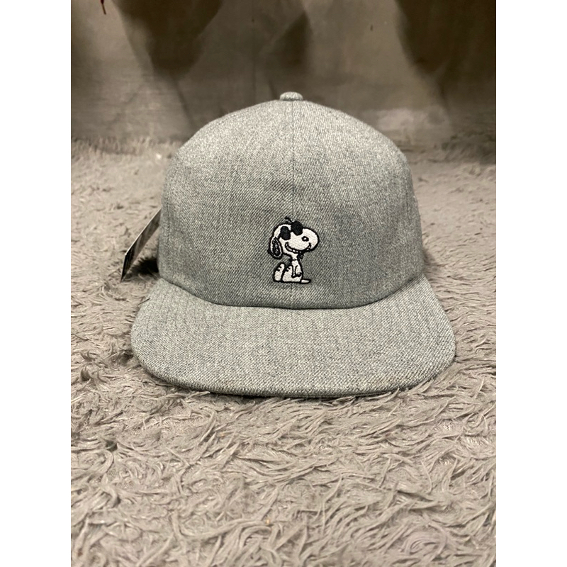 TOPI SNAPBACK VANS X PEANUTS