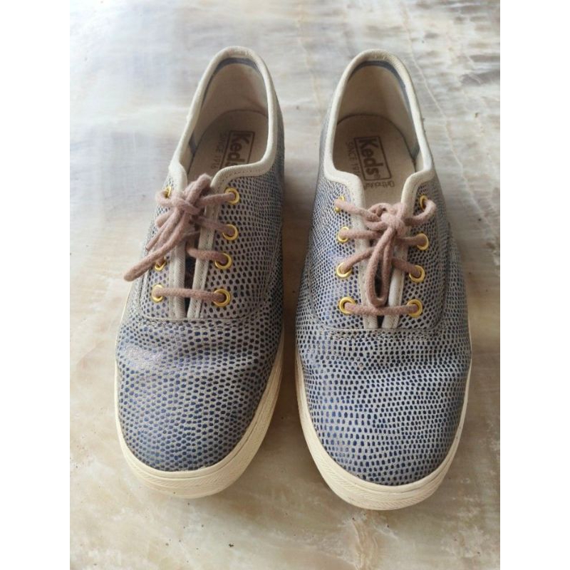 Sepatu Keds Preloved