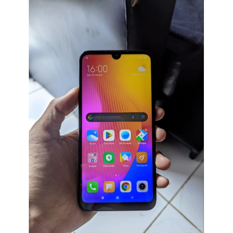 HandPhone Xiaomi Redmi 7 Ram 3/32 Second Batangan