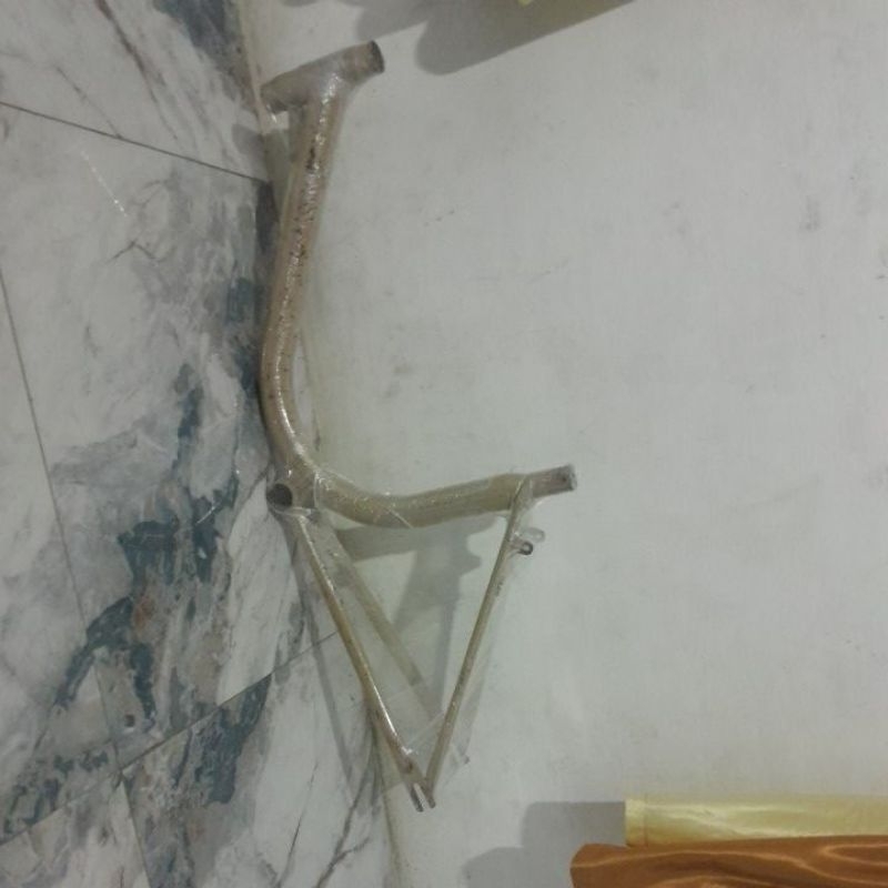 Frame/batang speda minion 20"