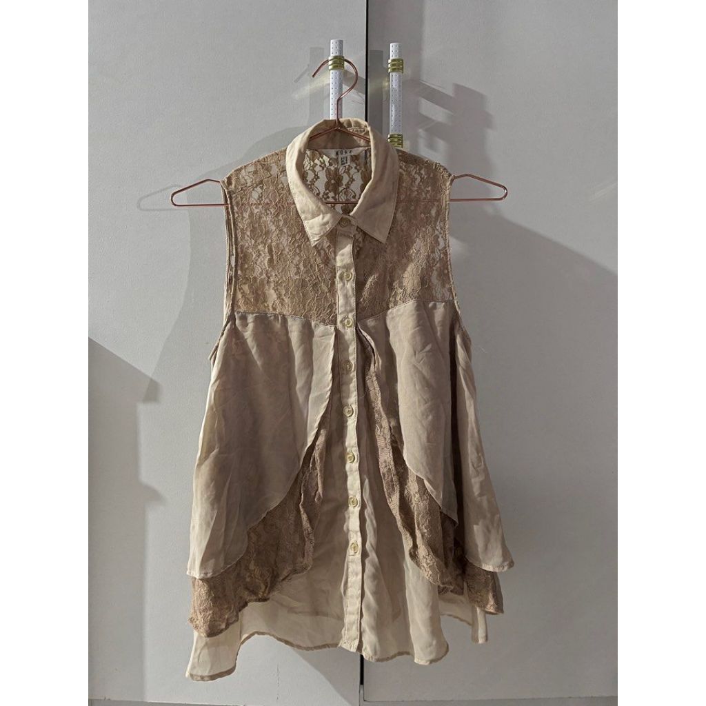 [Preloved] Blouse Lace Cokelat / Atasan Lace Cokelat