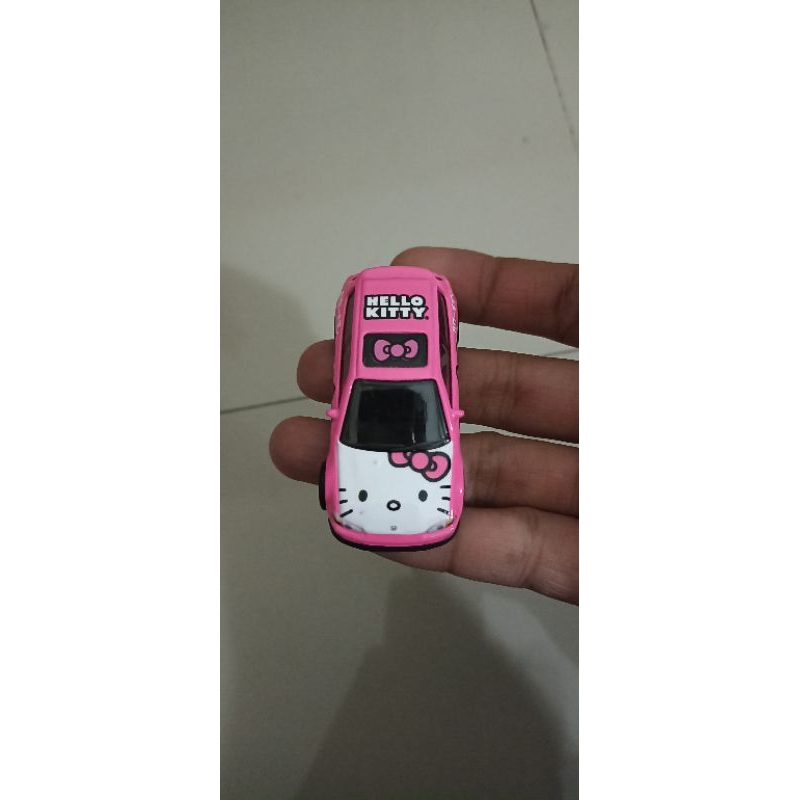hotwheels civic hello kitty 2 pcs