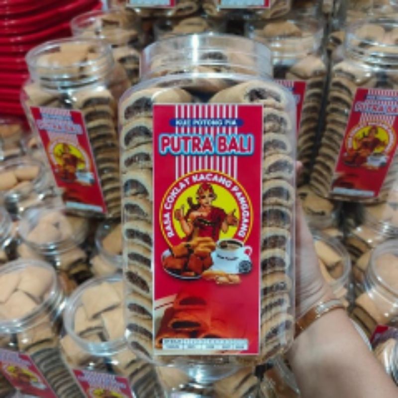 

PUTRA BALI KUE TOPLESAN