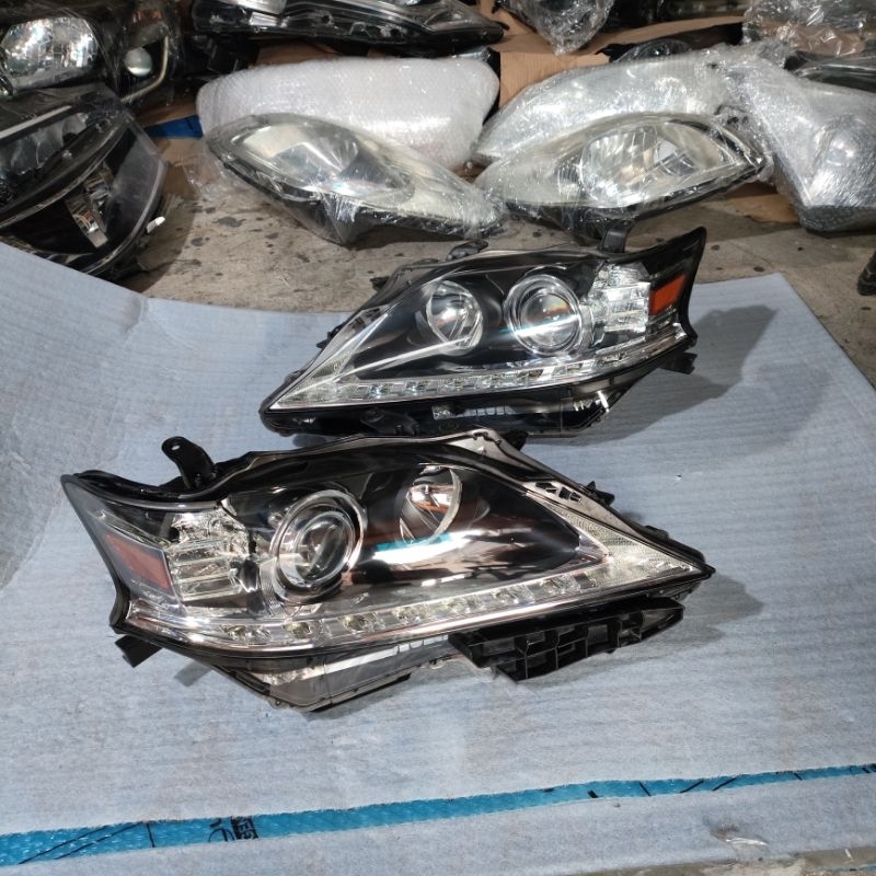 Headlamp Lampu Depan Lexus RX270 Lexus RX-270 original sepasang