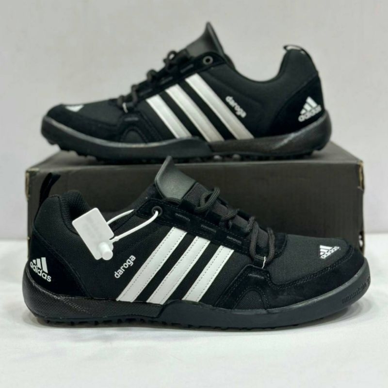 Sepatu Pria Adidas Terrex Daroga Plus Camvas Hitam Putih