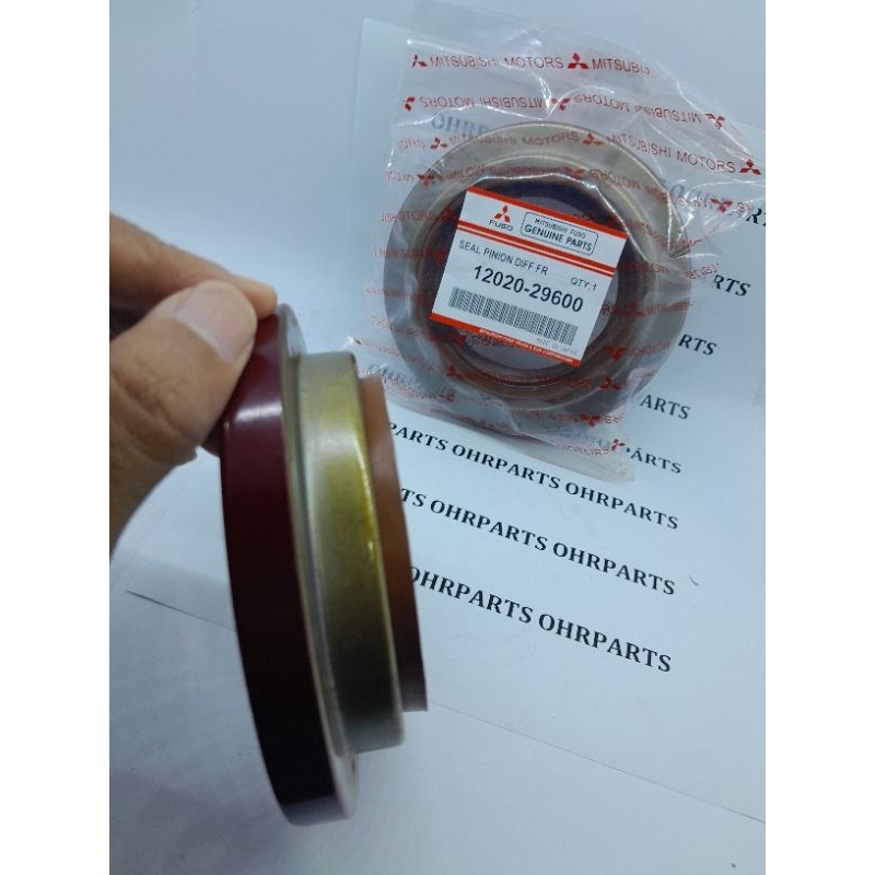 OIL SEAL PINION DIFF SIL GARDAN FUSO OIL SEAL PINION FUSO PS190 12020-29600