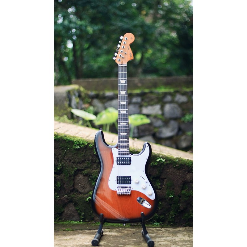 gitar elektrik fender stratocaster