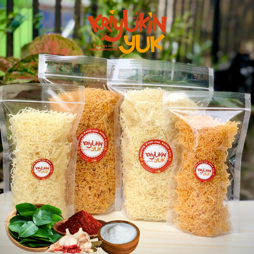 

Bihun Goreng kriyukinyuk daun jeruk original pedas cemilan kering