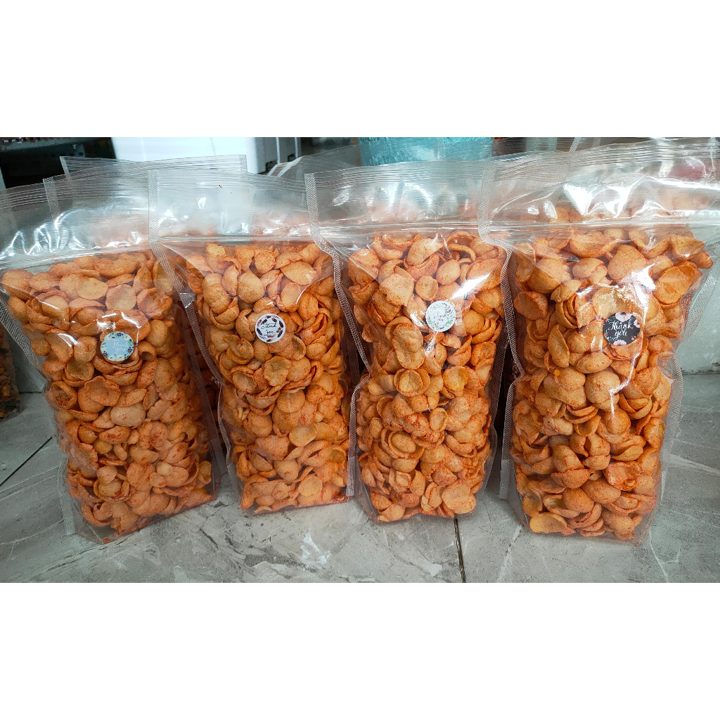 

Krupuk Kerang Snack Makanan Ringan Balado Gurih 200gr