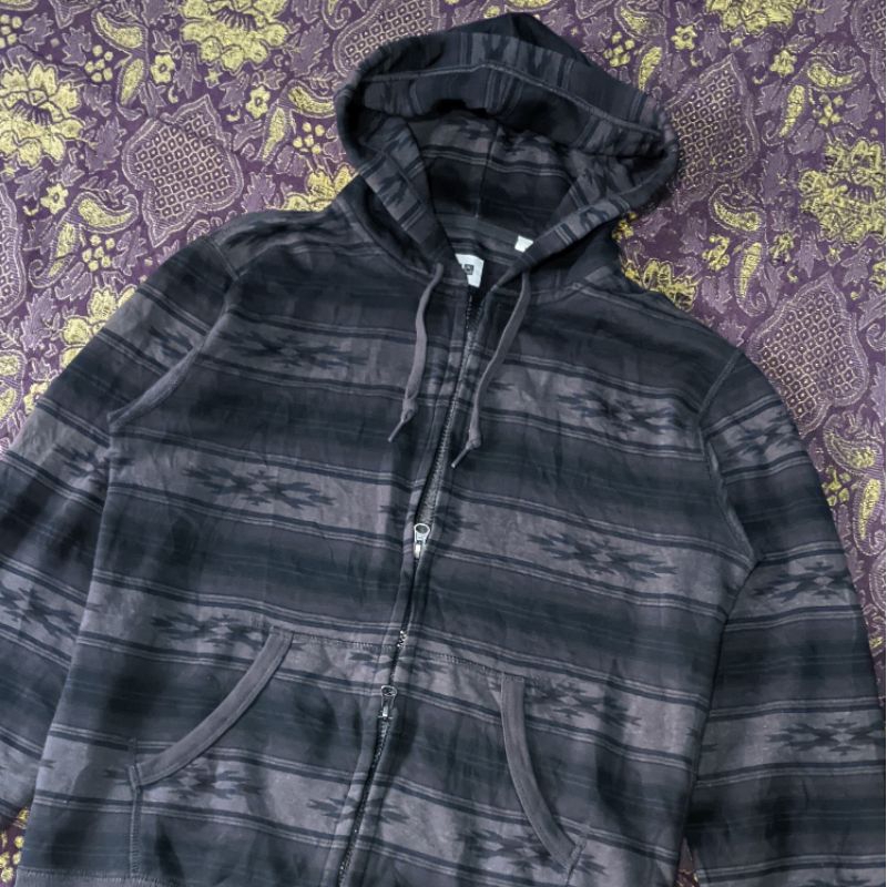 hoodie uniqlo navajo