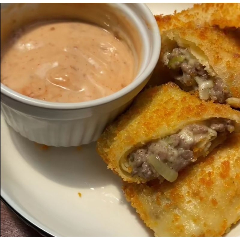 

Risol Wahyu Sauce Yogurt Pedas