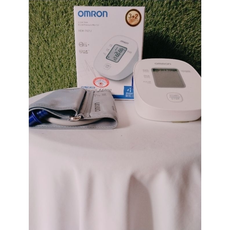 OMRON HEM-7121J