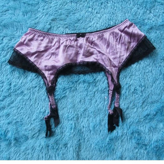 VICTORIA'S SECRET BRANDED GARTER BELT PPE SIZE S