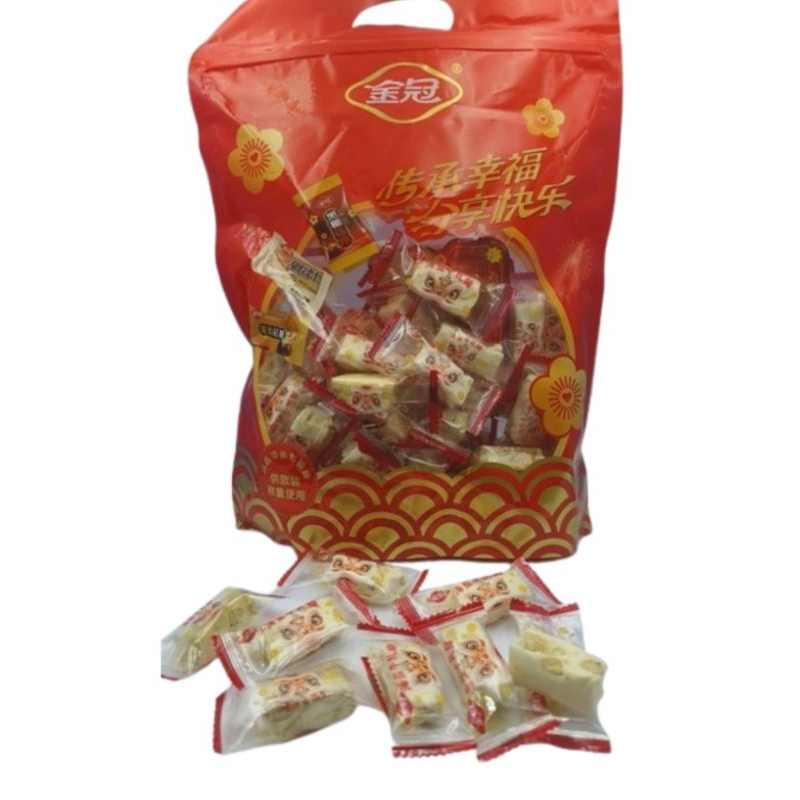 

Permen Nougat almond 500 gram / permen kacang almond Golden crown