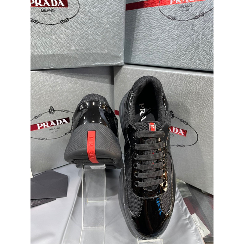 SEPATU PRADA PRIA LUXURY
