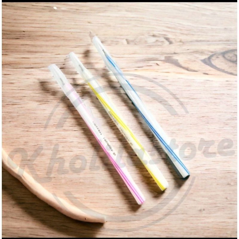 

Pulpen Greebel Trendee Hitam