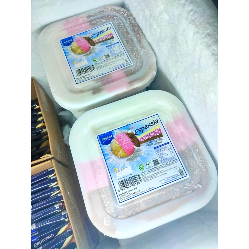 

INDOFOOD - ICE CREAM BULK 8 LITER INDOESKRIM ES KRIM EMBER 8 LITER RASA NEAPOLITAN (3 in 1) COKLAT VANILLA STRAWBERRY