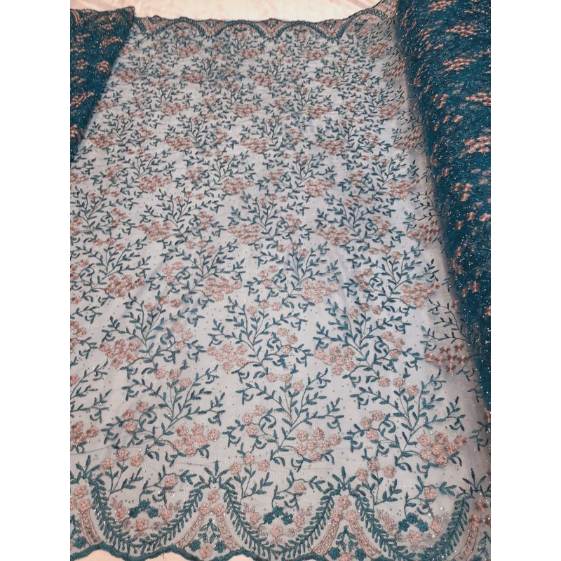 Bahan kain tille garden tille stun batu kecil brukat kebaya wanita yg terbaru motif bunga kecil