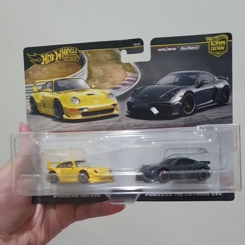 Hot Wheels 2 Pack Porsche Porsche 993 GT2 & Porsche 718 Cayman GT 4