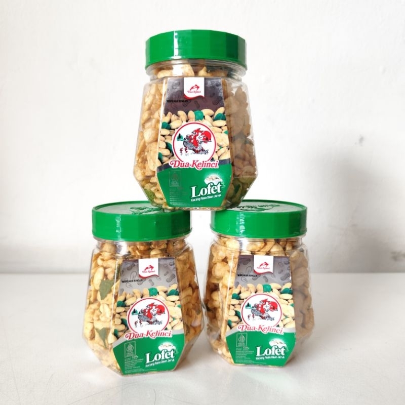 

Dua Kelinci Kacang Rasa Daun Jeruk