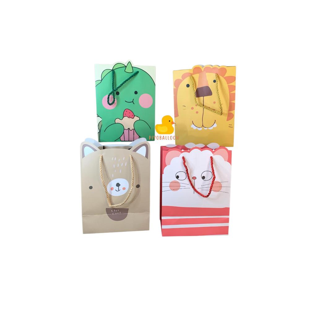 

Paper bag motif animal uk M ( 1pak isi 12pcs )