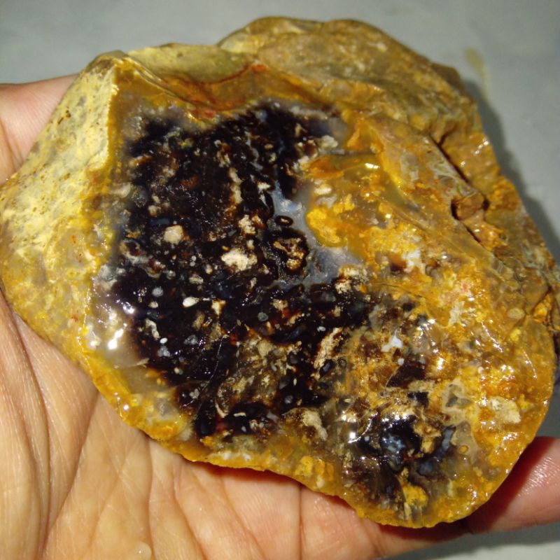 Natural Batu Badar Emas Kristal HQ