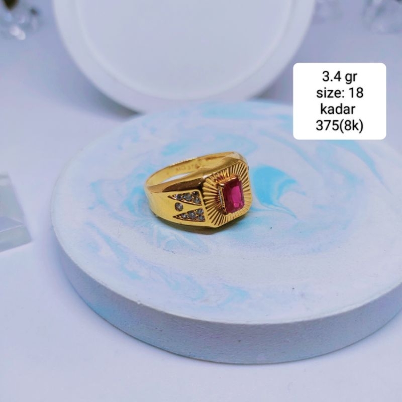 cincin emas pria model kotak permata 1 merah mas kadar 375(8k)