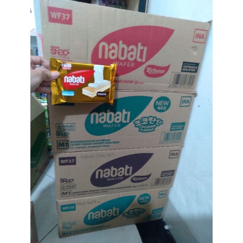 

Nabati Wafer @ 39 g ( isi 60 pcs ) boleh mix rasa / dus