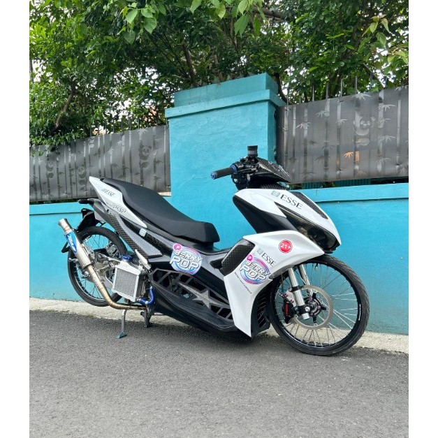 STRIPING STICKER ALL NEW AEROX CONNECTED NVX 155 LIVERY CIGARETE RAINBOW