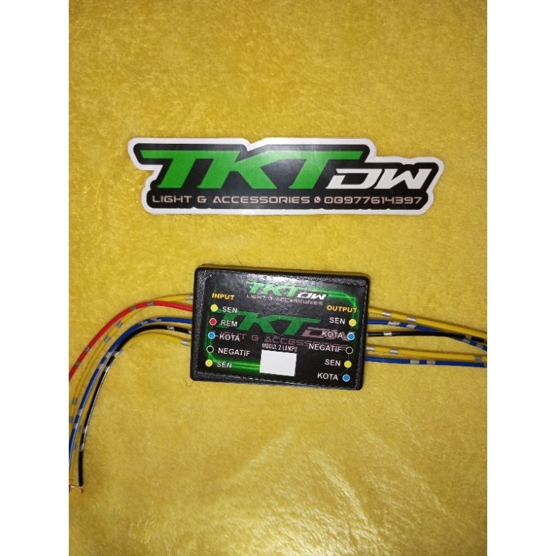 Modul kolong truck/pick up. 2 lampu 3 fungsi(senja,sein,rem)