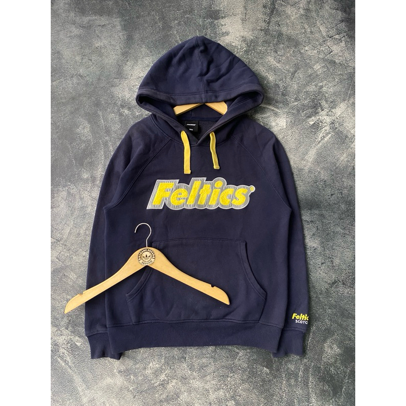 feltics reflektif