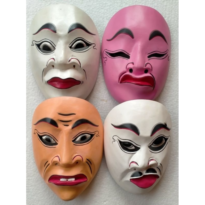topeng kayu wajah lucu untuk menari atau hiasan dinding