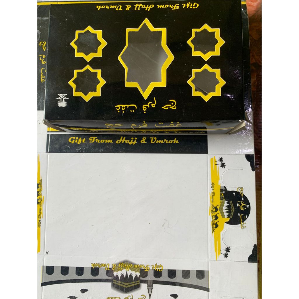 

kardus kosong oleh2 haji&umroh per 1 pcs