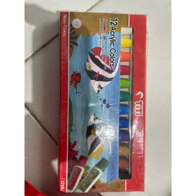

cat acrylic merek titi
