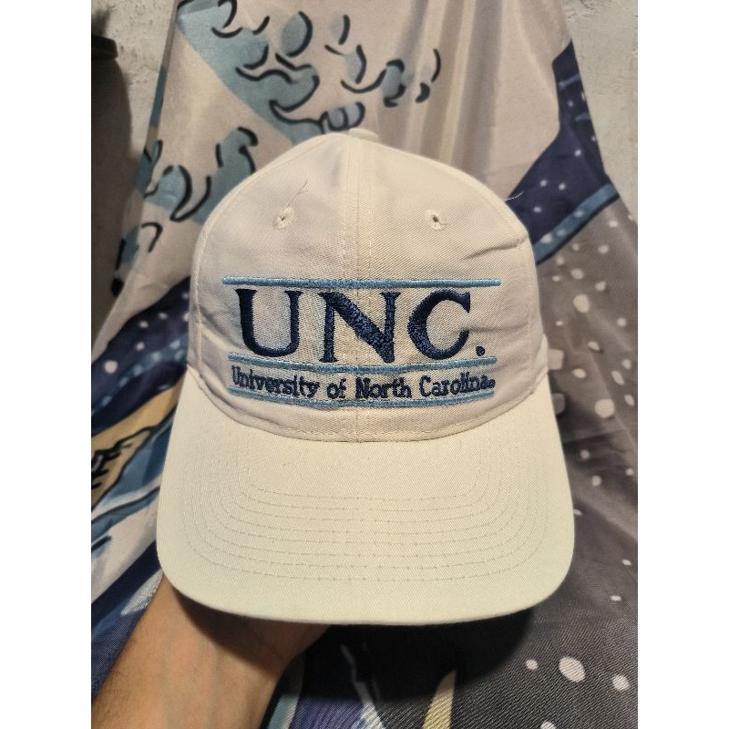 Topi UNC North Carolina Tar heels By The Game Vintage90's
