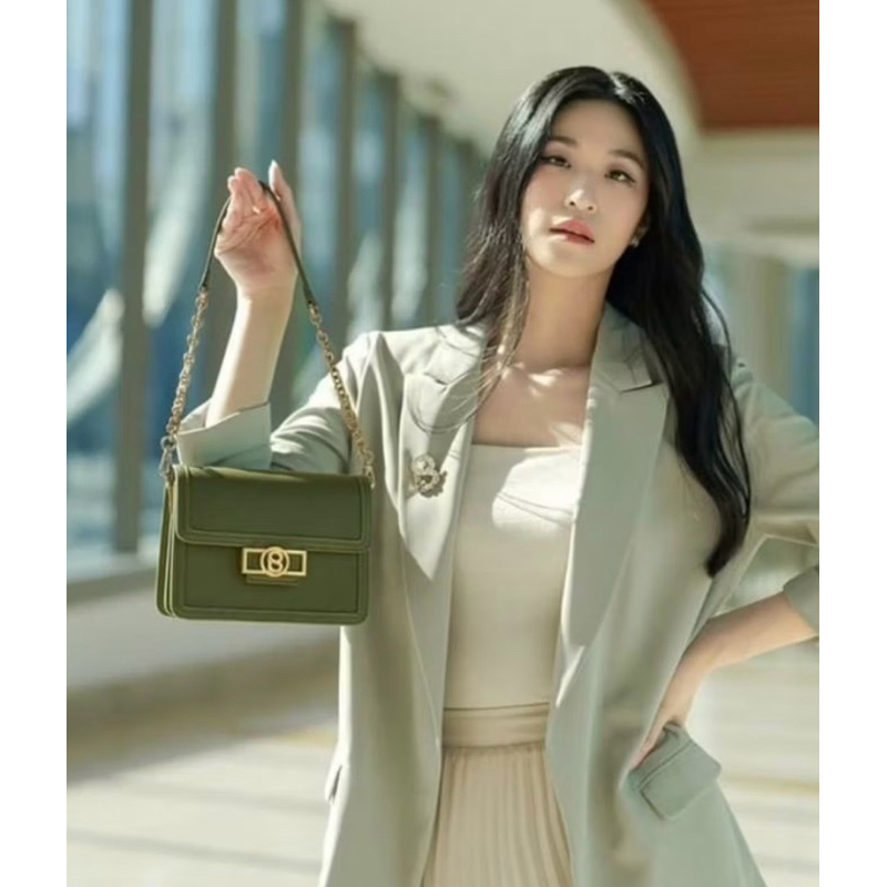 Preloved Izzy Shoulder Bag - Buttonscarves (Dark Green)