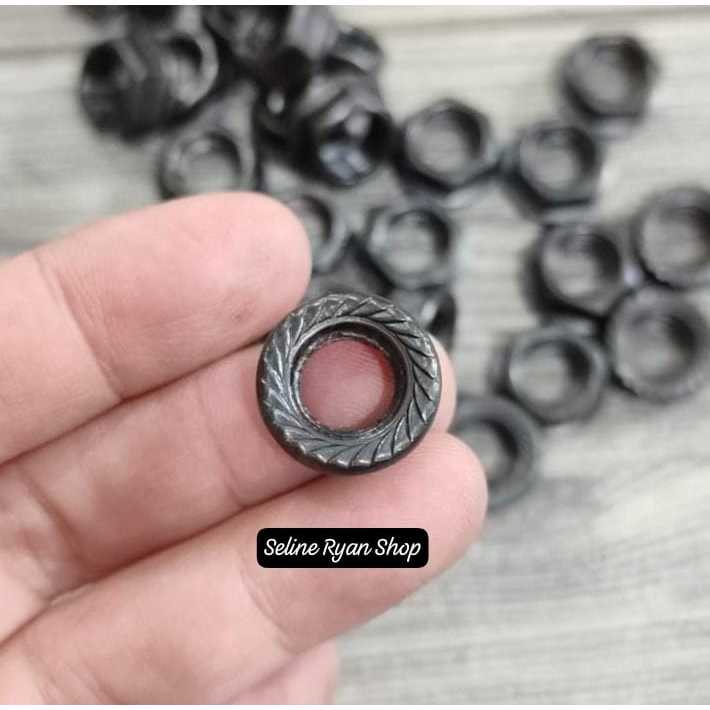 Mur As Tengah Sepeda / Mur Hitam As Keroncong Sepeda