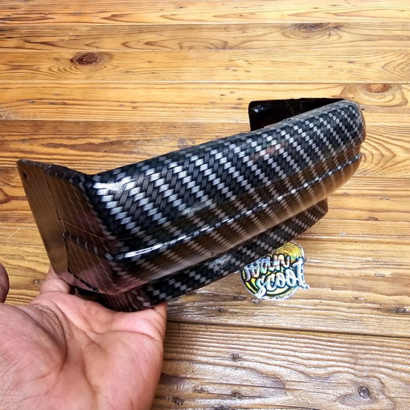 BUNTUT BELAKANG VESPA PX SERIES CARBON BEMPER BELAKANG VESPA PX PS CARBON