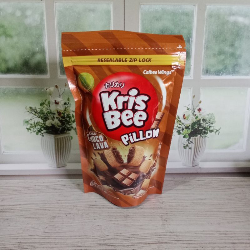 

Krisbee Pillow rasa Choco Lava 100 gram snack renyah