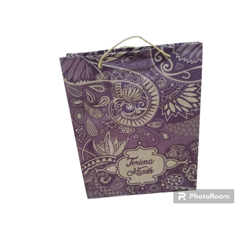 

(Tanggung isi 25pcs) Paper bag Motif Paperbag Tas Kertas Tas Sovenir Ukuran Tanggung 17x21x5 cm Tas Hajatan