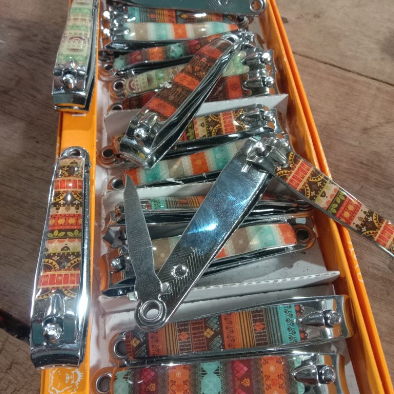 Gunting Kuku Besar Motif Batik - Gunting Kuku Stainless Besar - Gunting kuku Batik Besar