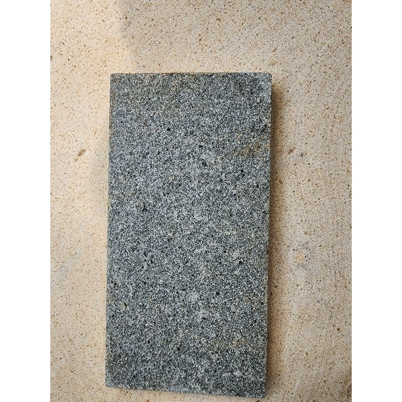 Batu Alam Andesit Bakar 20x40cm