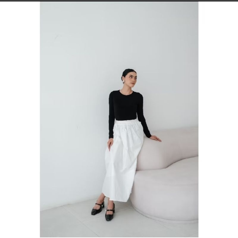 Preloved Poplin Skirt Seminggu rtw