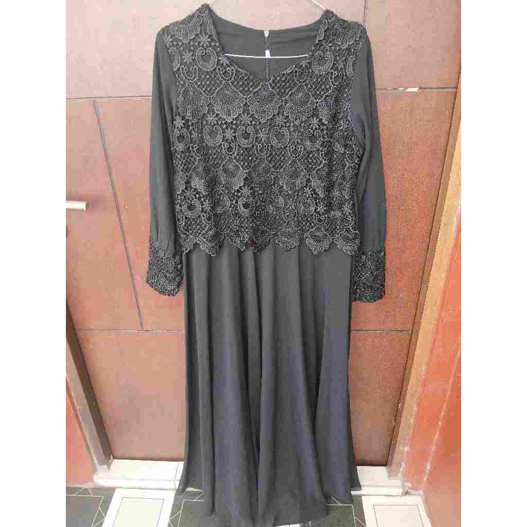 Preloved Dress Pesta Hitam