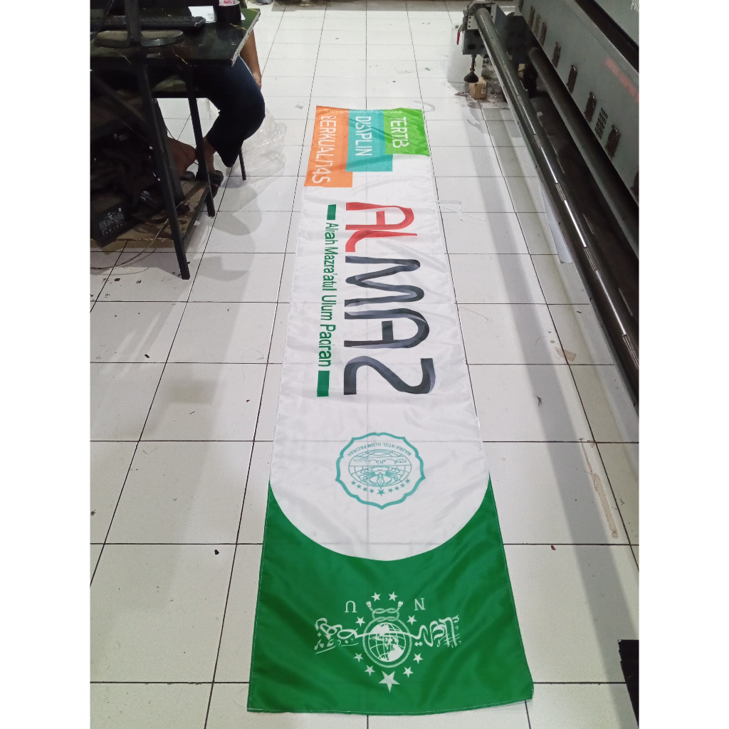 Umbul Umbul Custom/Cetak Umbul Umbul Custom/Umbul Umbul Custom Desain Full Printintg